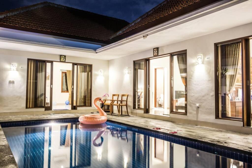 Villa Akmali Berawa - 3 Bedrooms ชังกู ภายนอก รูปภาพ