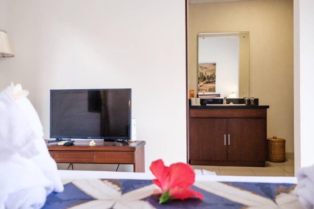 Villa Akmali Berawa - 3 Bedrooms ชังกู ภายนอก รูปภาพ