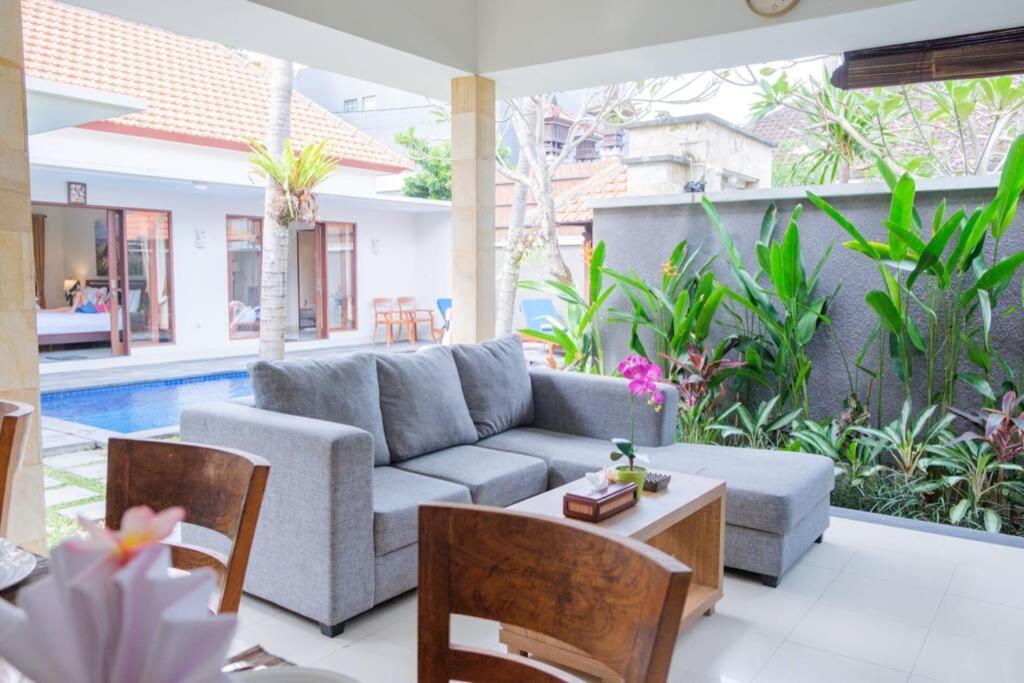 Villa Akmali Berawa - 3 Bedrooms ชังกู ภายนอก รูปภาพ
